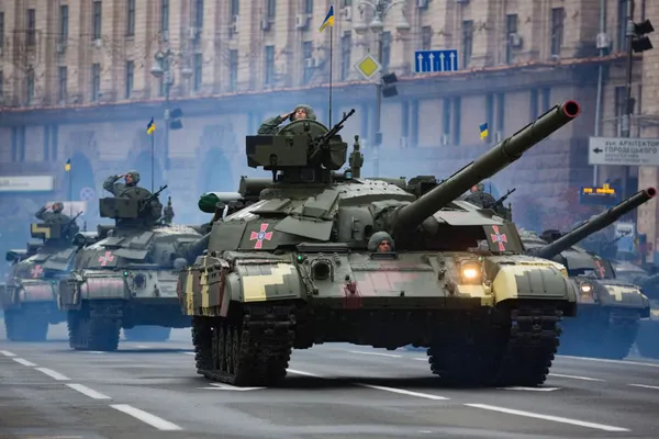 Kiev Ignores Russian Ceasefire; Moscow Blames London and the EU