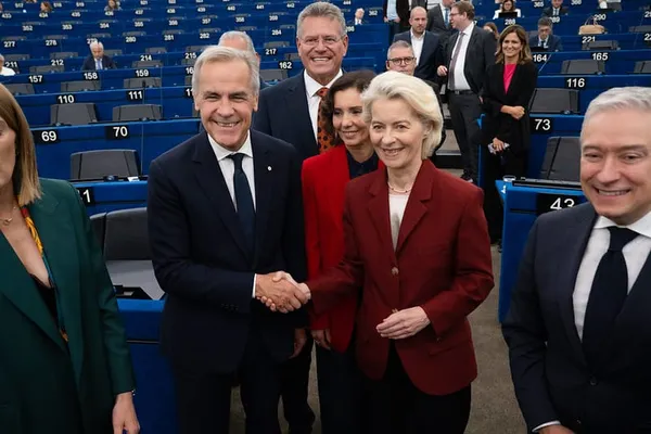 Carney Has Yet to Get 'Middle Powers' into his 'Bank'