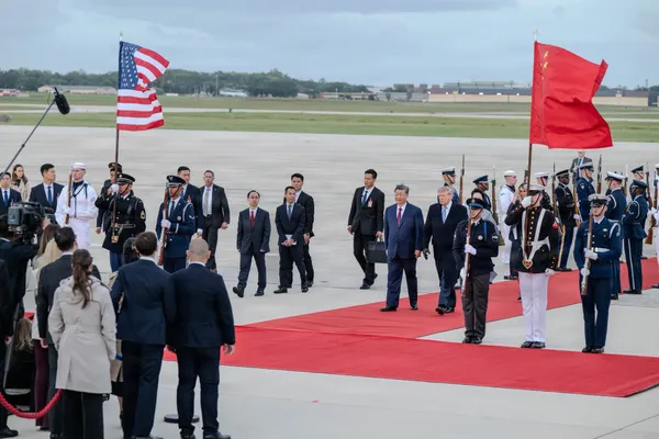 Xi Jinping Arrives in Washington for Three-Day State Visit