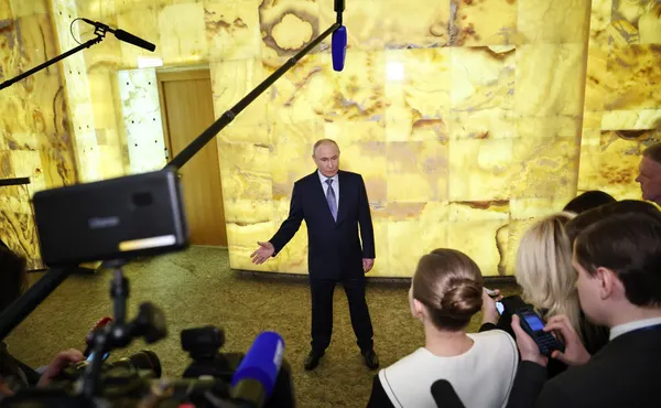 Putin: Likely to Attend APEC Summit; Not Likely To Hold Trilat Negotiations With Ukraine and U.S.