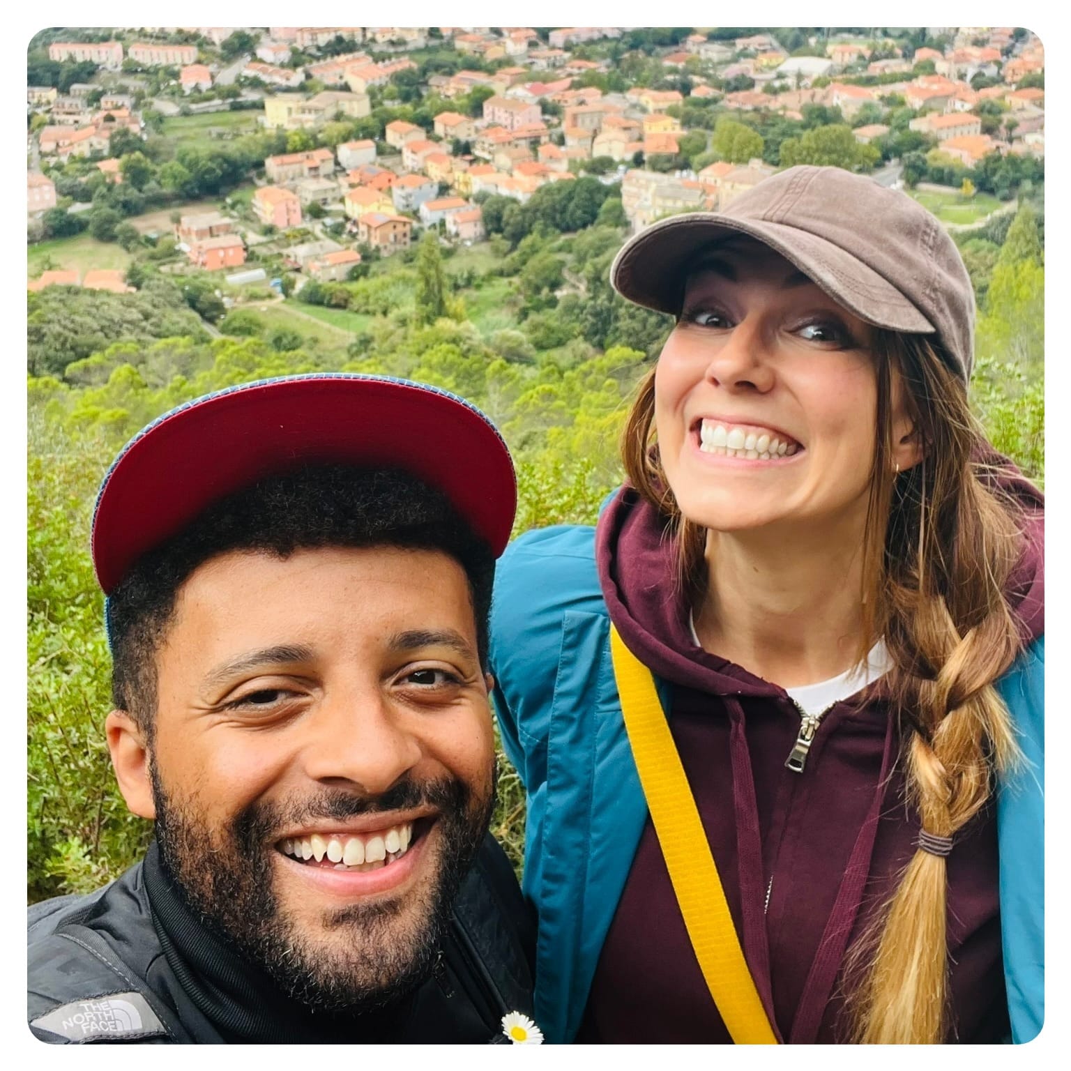 vanlavita enjoying van life sociable time in Sardinia Italy