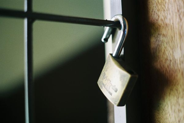 Temporarily bypass Bitlocker encryption requirement for removable devices