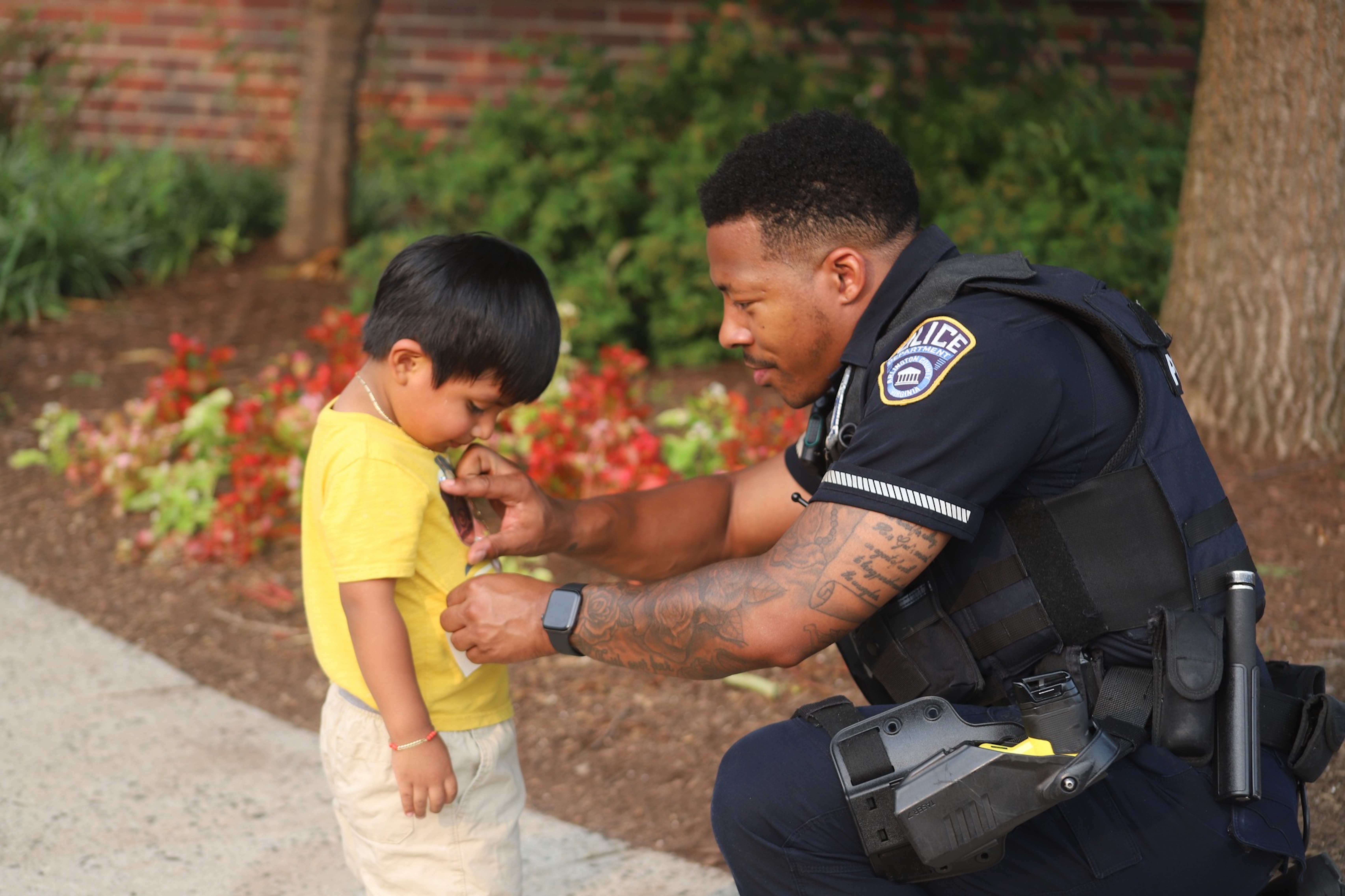 Renuncia de policías