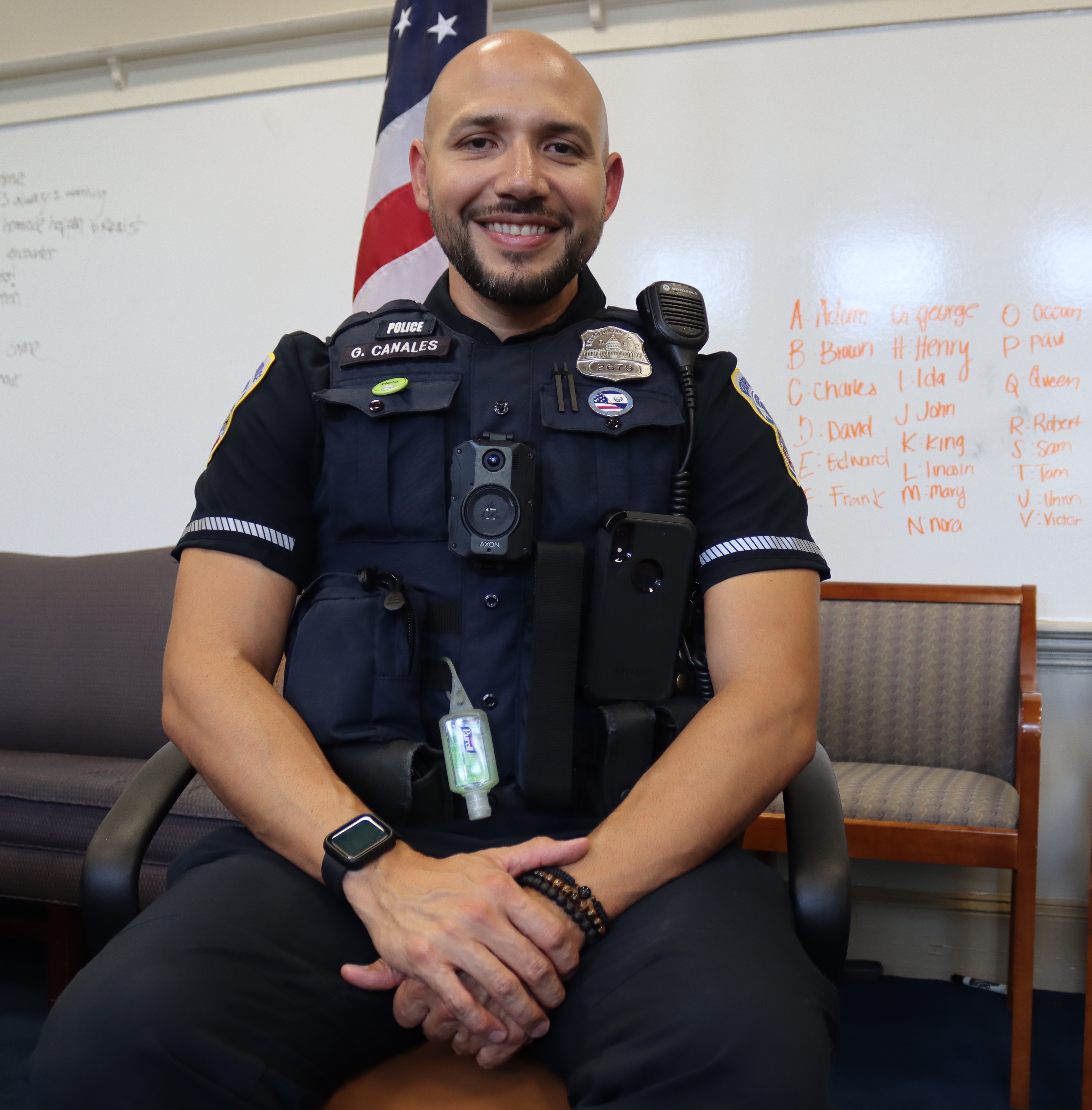 Enlace latino policía metropolitana de DC