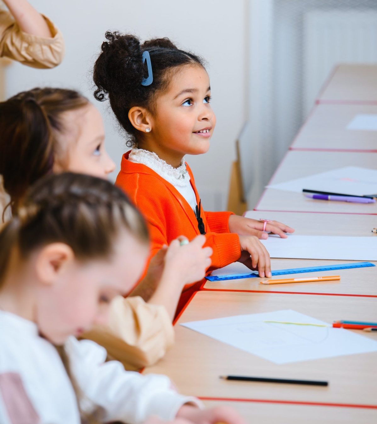 Niños vuelta a clases escuelas