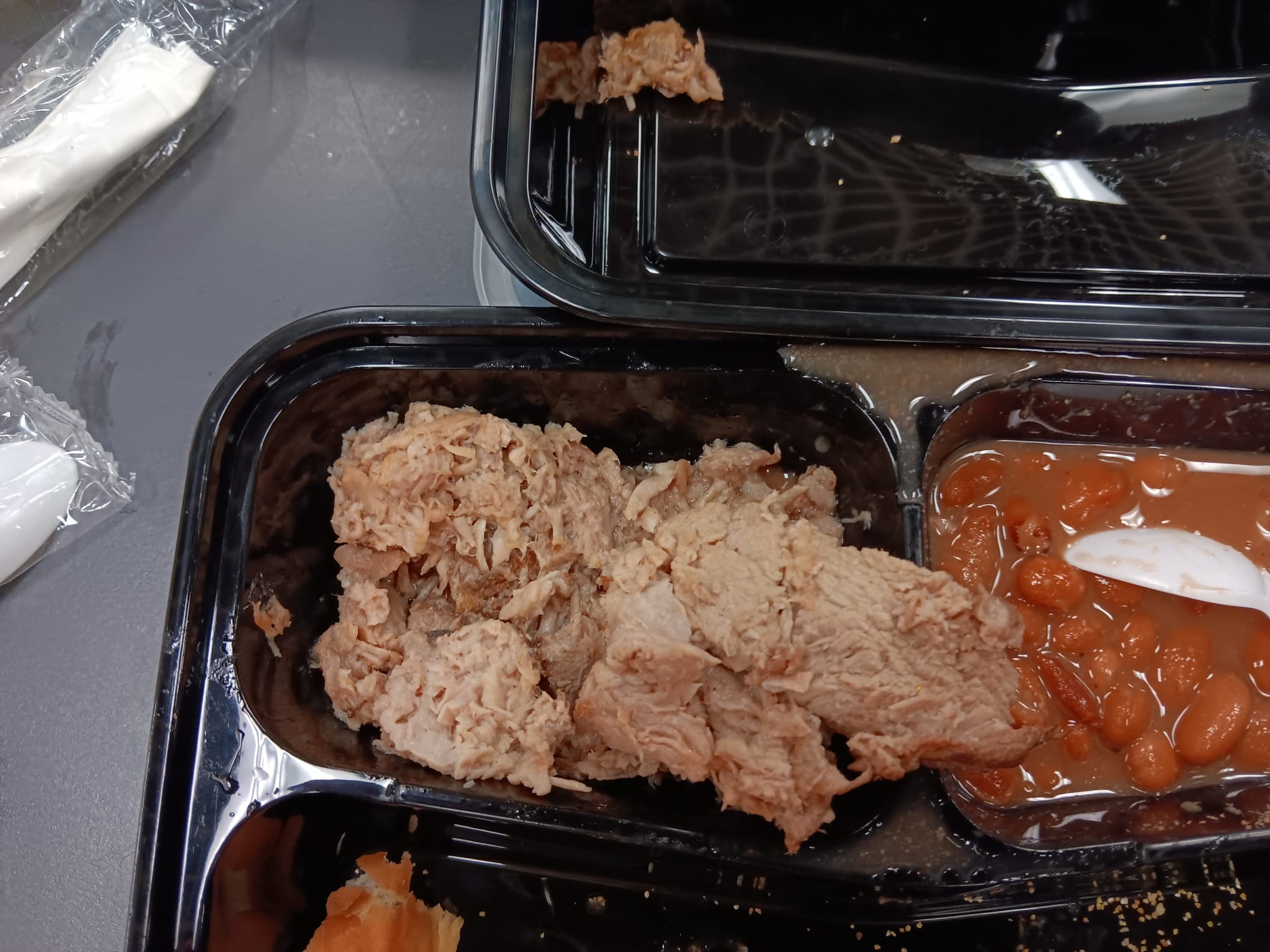 El comedor es la unica opción que tienen en gran parte del día.