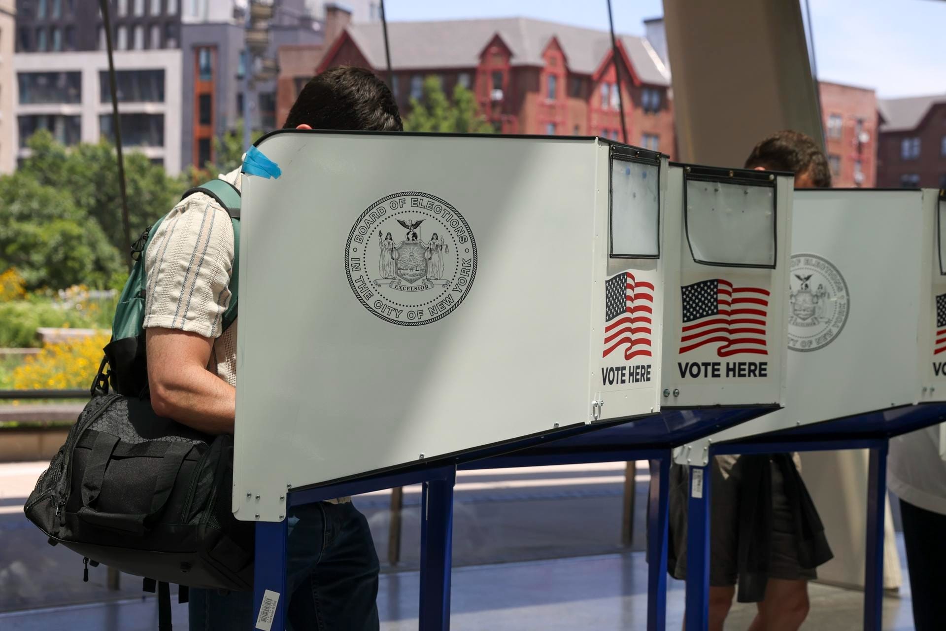 Maryland inicia conteo de boletas tras error masivo de impresión