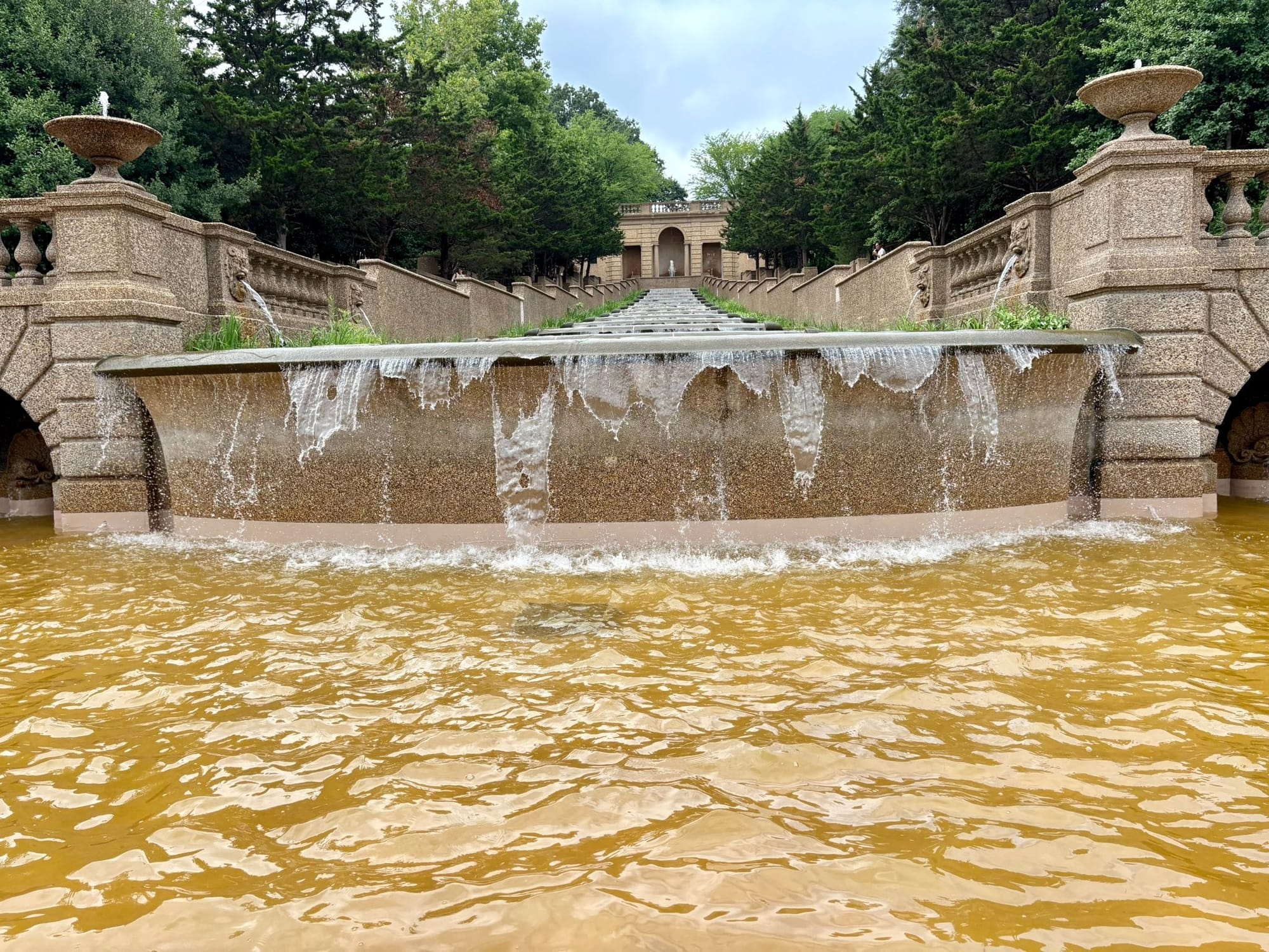 Fuente del parque Malcolm X se llena de agua marrón tras restauración de $16&hellip;