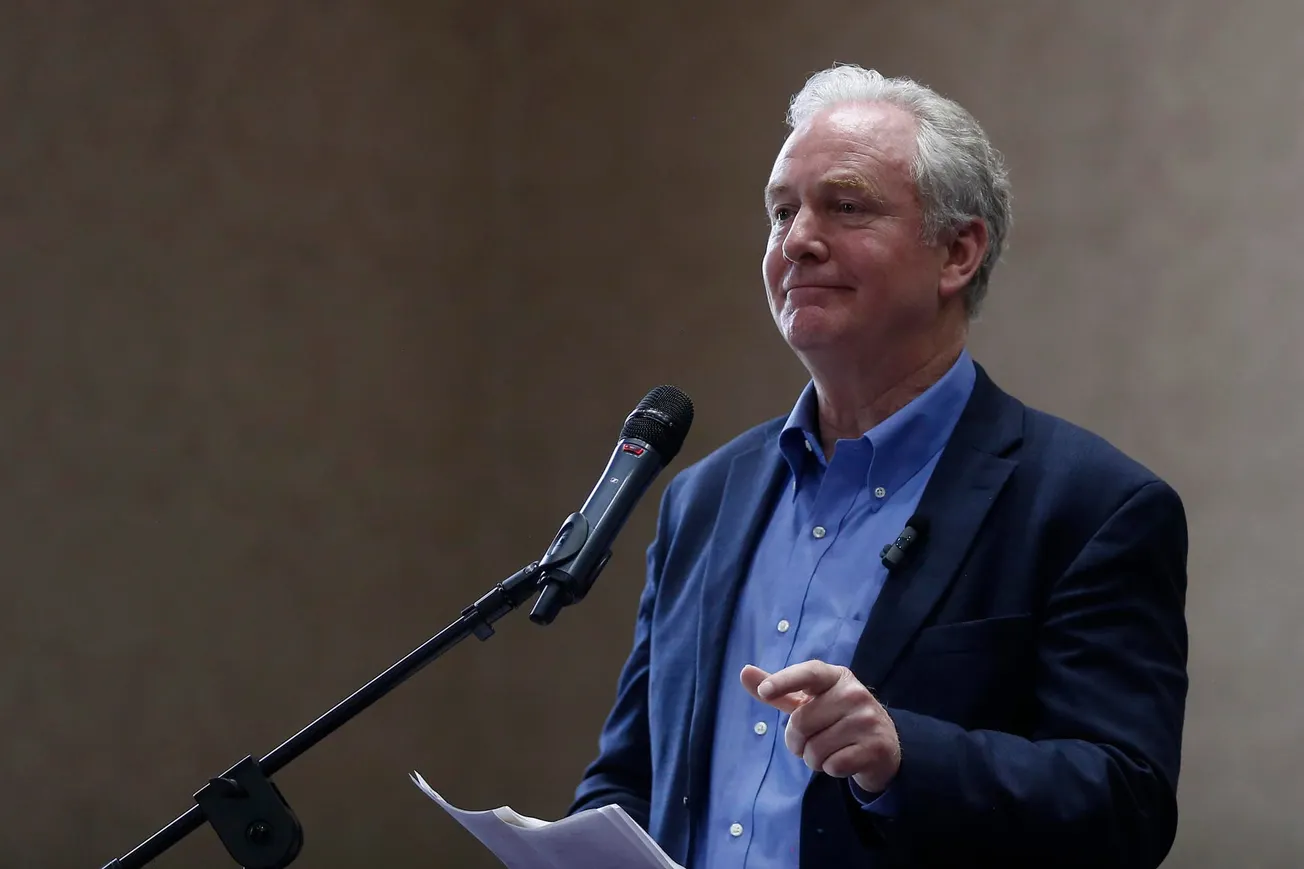 Senador Van Hollen presiona por la liberación de Abrego García en reunión con vicepresidente salvadoreño
