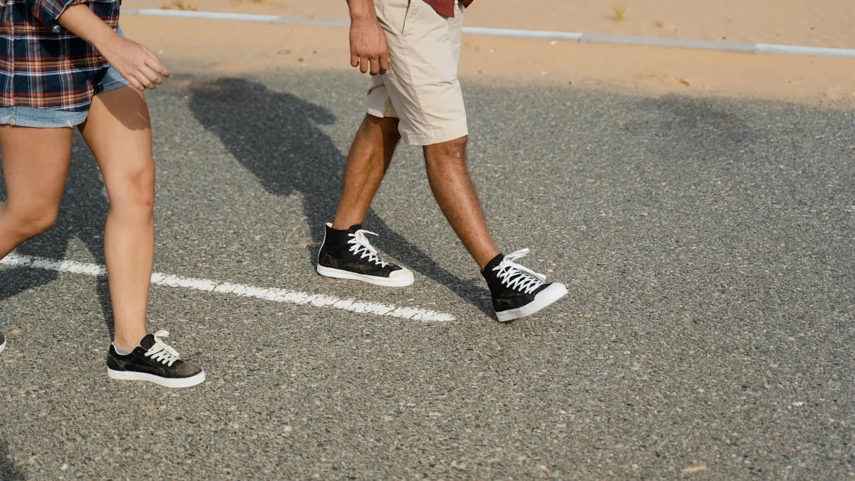 Fart walk: cómo caminar después de cenar transforma tu salud