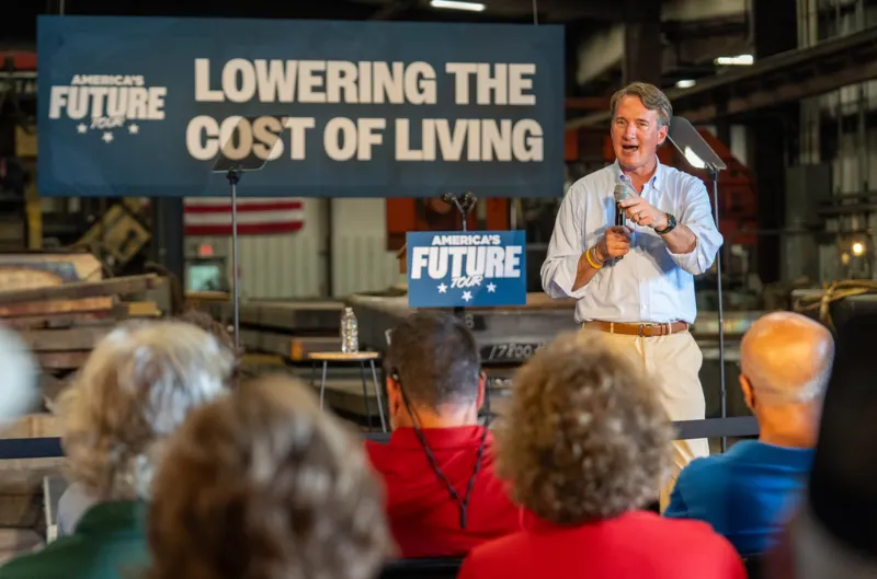 Glenn Youngkin recorta $900 millones en el presupuesto de Virginia