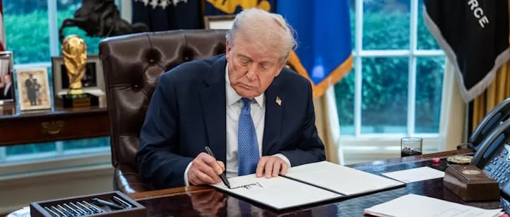 Rastreando las promesas de Trump en el hito de los 100 días