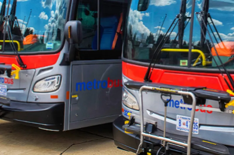 Metro renueva sistema de buses y cambia nombres de rutas en DC