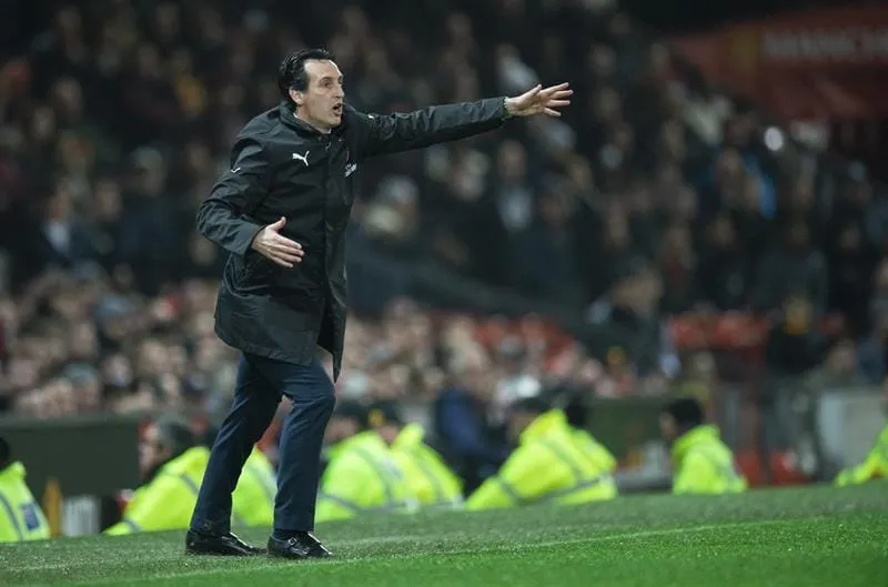 Jugadores del Arsenal fueron pillados inhalando hippie crack