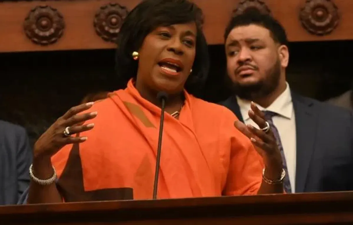 Parker establece un nuevo estándar para un gobierno inclusivo con recientes designaciones