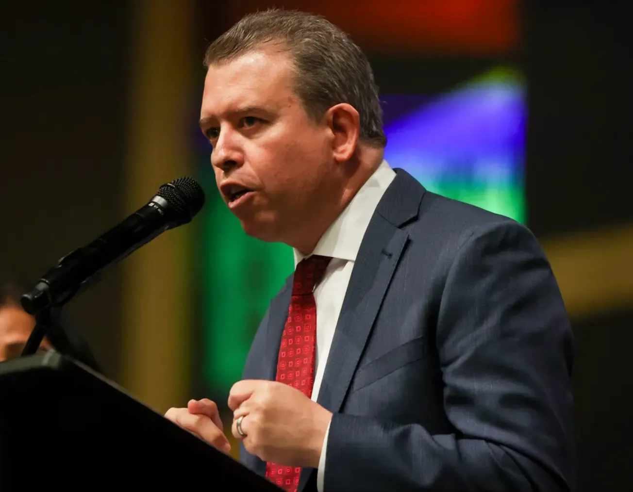 Las escuelas públicas de Chicago se enfrentan a dificultades presupuestarias