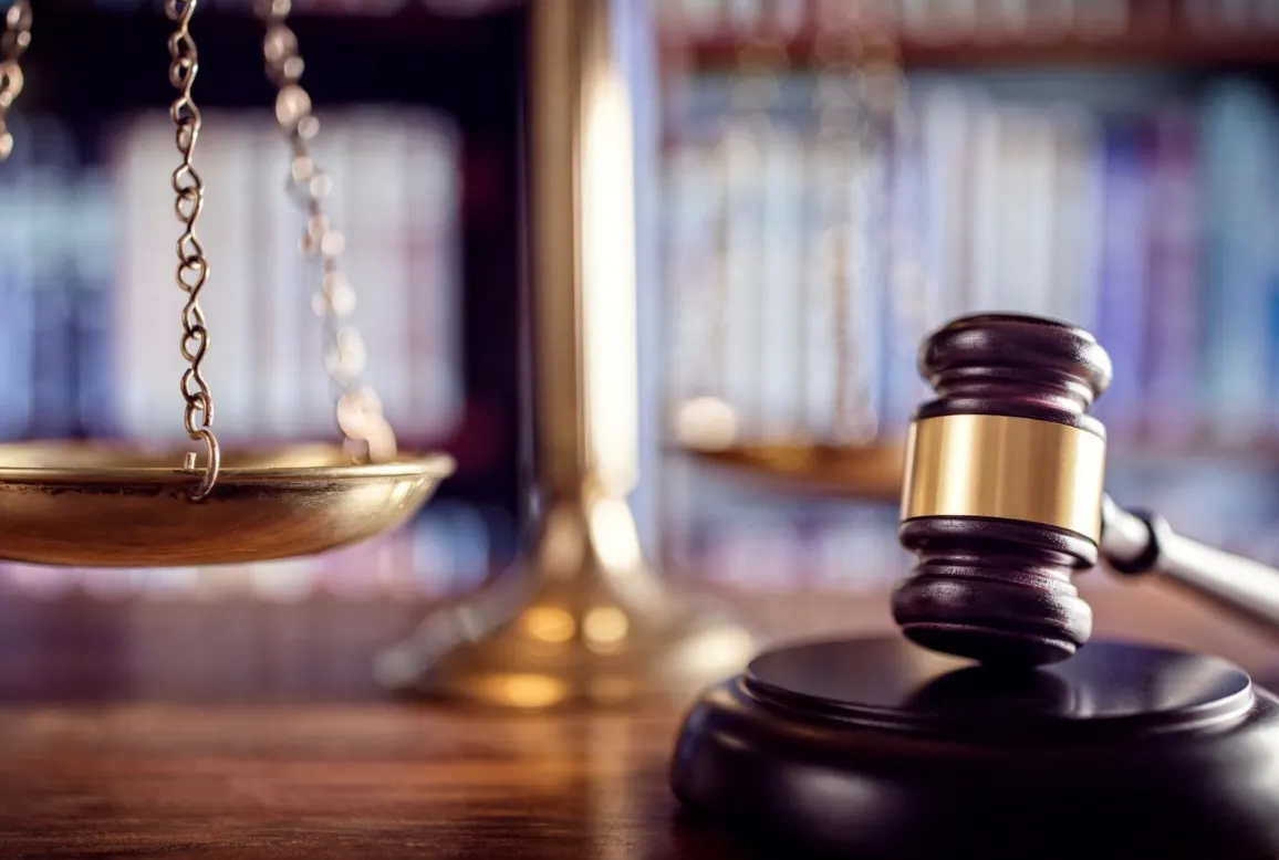 Un hombre de Virginia se declara culpable de un fraude multimillonario y estafa a propietarios