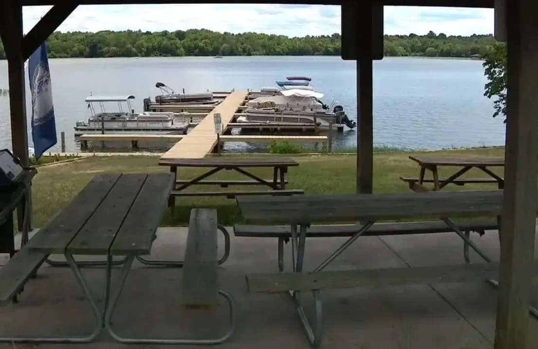 Las autoridades sanitarias de Virginia investigan las enfermedades tras el Memorial Day en el Lago Anna