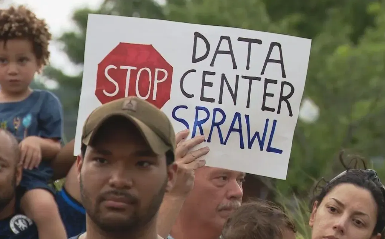 Los residentes de Bren Mar se esfuerzan por proteger su barrio de un centro de datos