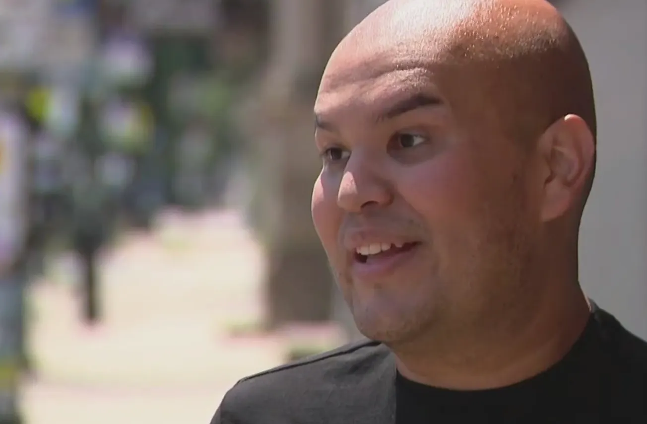 Un columnista de un periódico de Chicago sufre una fractura de cadera tras un atropello en Pilsen