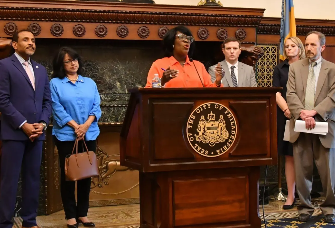 Los propietarios de viviendas de Filadelfia se enfrentan a un aumento del impuesto sobre bienes inmuebles