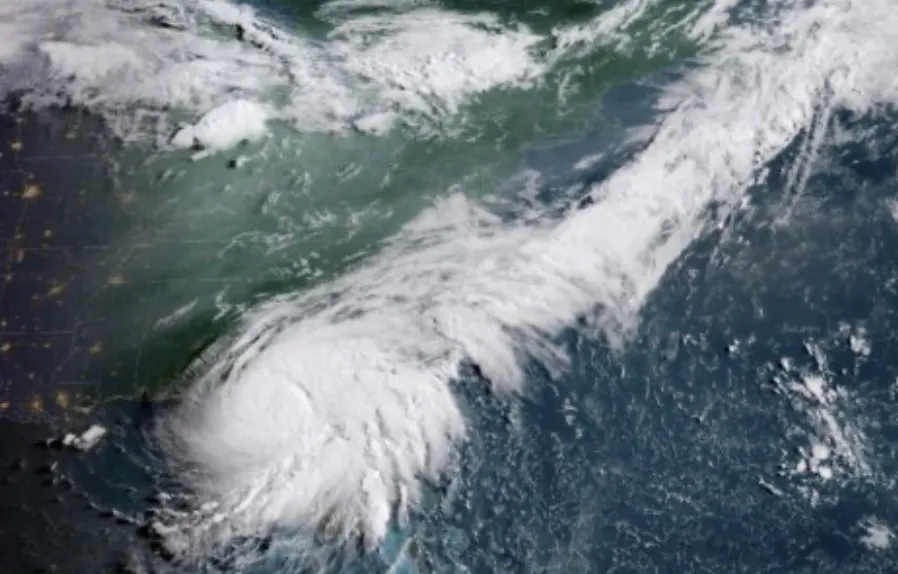 Confirman dos tornados en el norte de Virginia en medio de la tormenta tropical Debby