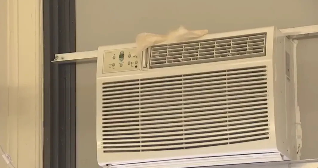 El quarterback de los Philadelphia Eagles dona 200.000 dólares para mejorar el aire acondicionado de ocho escuelas