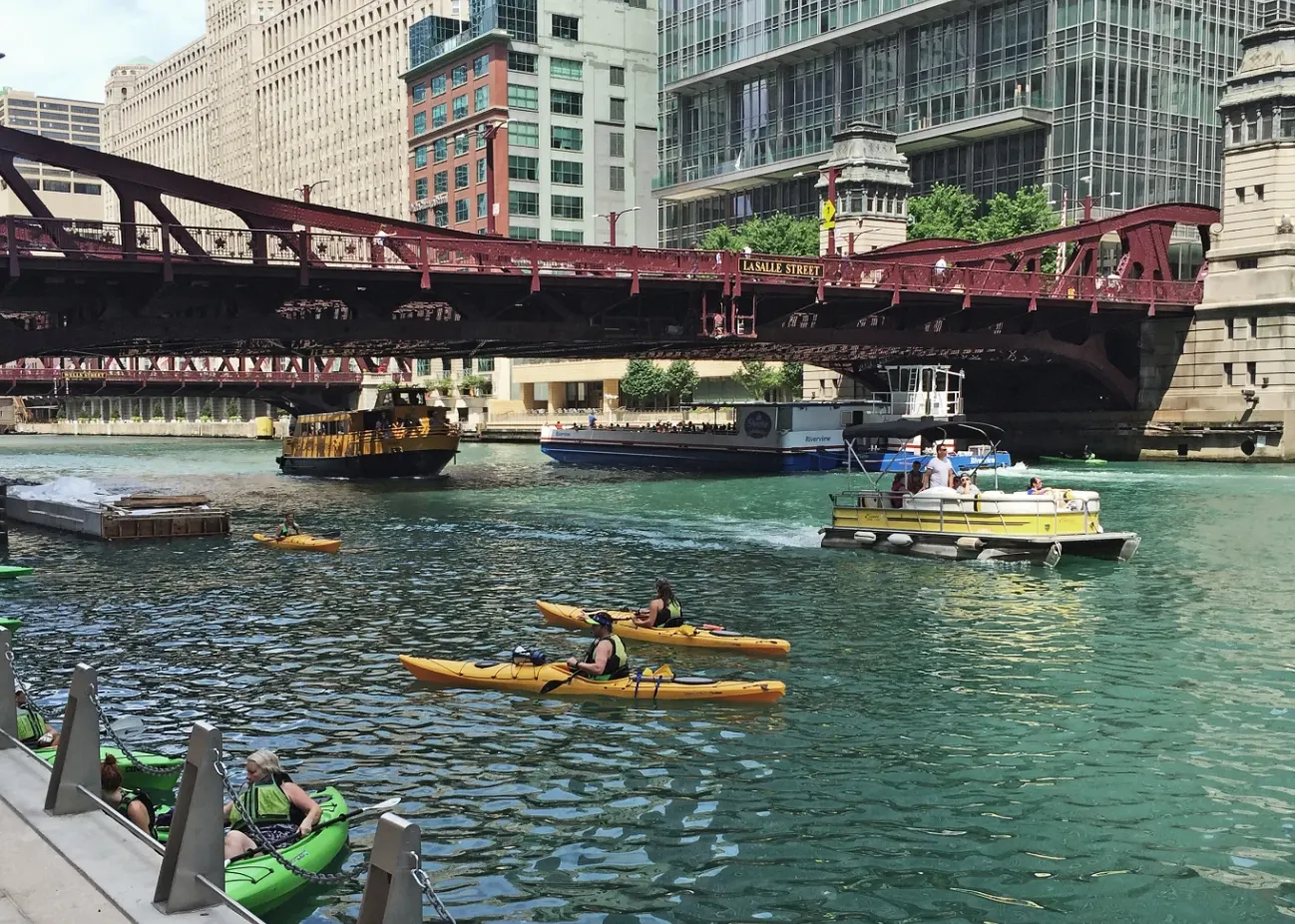 La prueba de natación en el río Chicago se traslada al lago Michigan en medio de complicaciones con los permisos