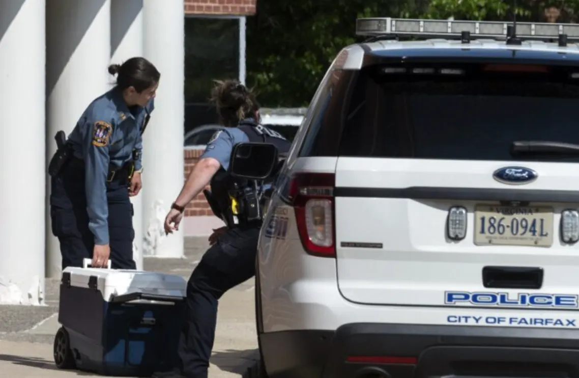 Un hombre de Virginia es considerado demente tras el ataque a la oficina de un congresista