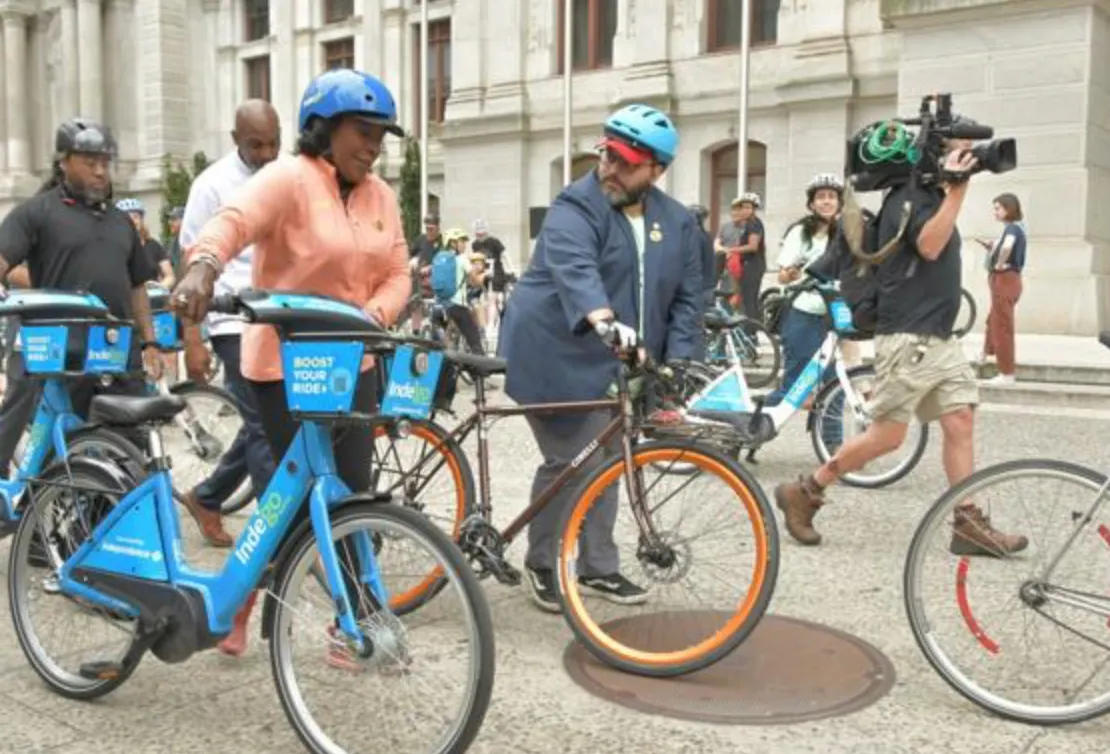 La alcaldesa de Filadelfia se compromete a mejorar la seguridad de los ciclistas