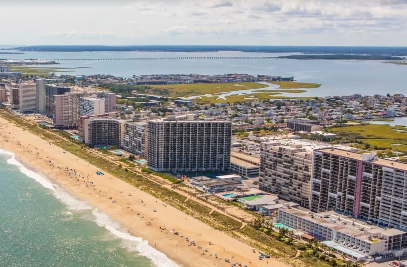 Bares de Ocean City cierran temporalmente por brote de COVID-19