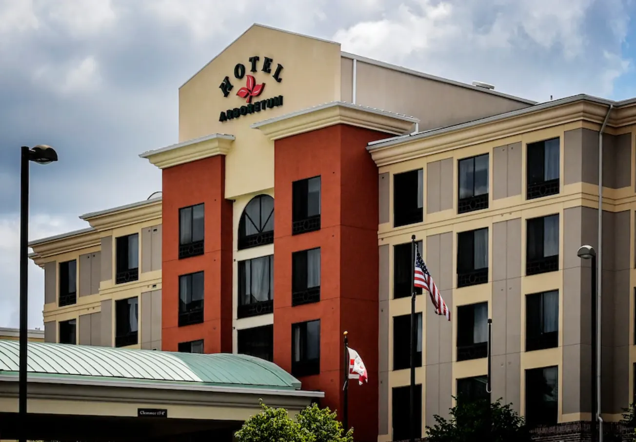D.C. paga millones para colocar a los homeless en hoteles para evitar el COVID-19