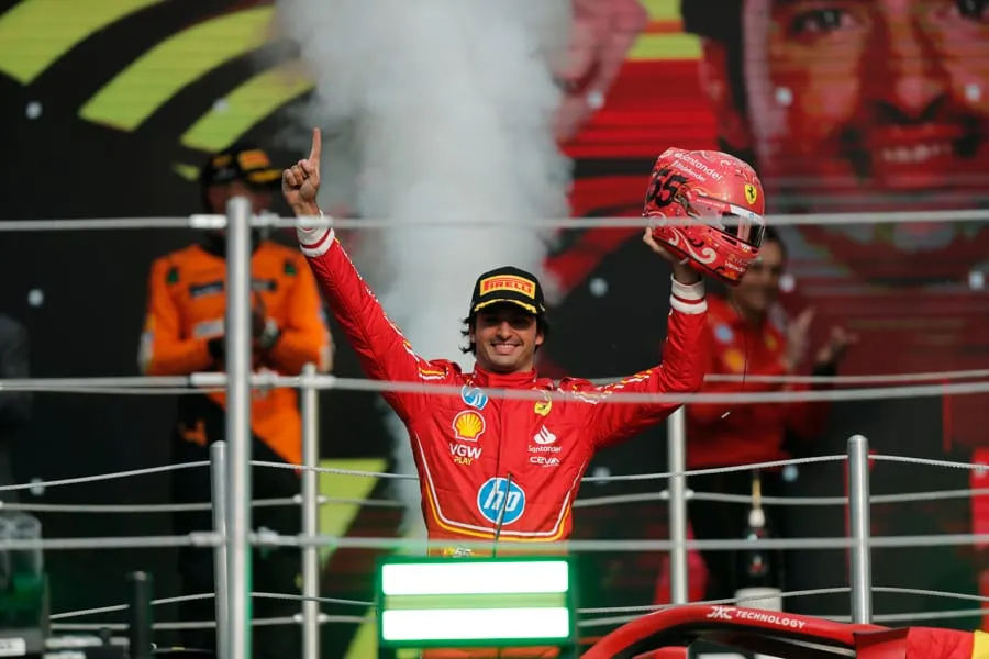 Carlos Sainz enciende la pasión en el GP de México y se redefine el campeonato
