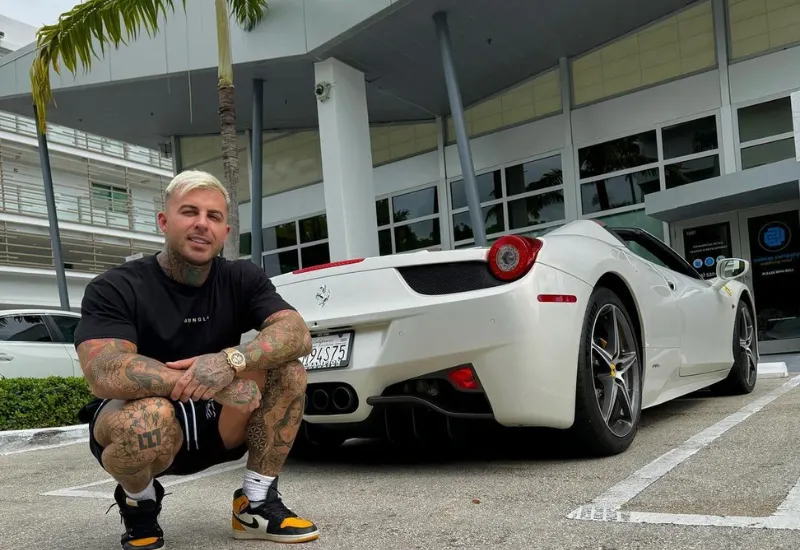 demandaron Amadeo Llados