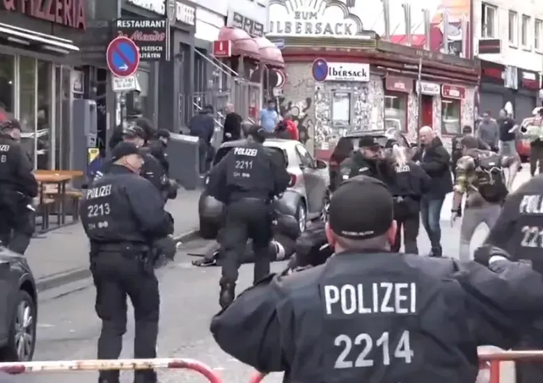 Eurocopa policía hacha