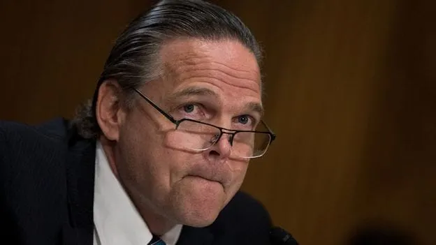 "Es una decisión inhumana": la dura carta de renuncia del enviado especial de EE.UU. para Haití por el trato a los migrantes de la nación caribeña