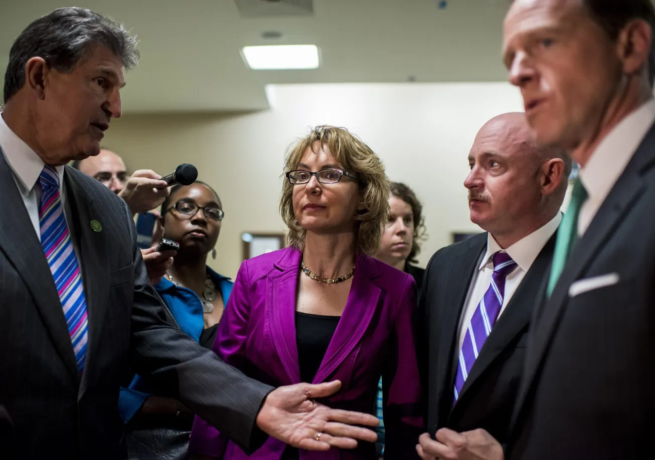 De Sandy Hook a Buffalo: Diez años de fracasos en el control de armas