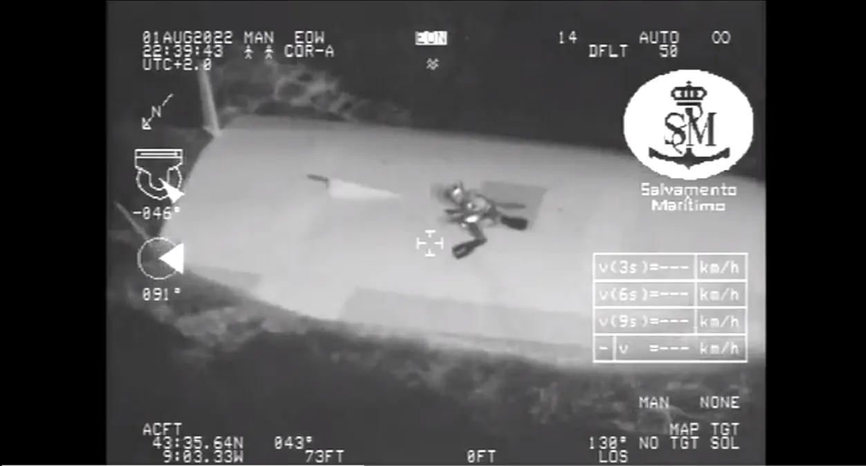 Hombre sobrevivió tras naufragar 16 horas en el Océano Atlántico