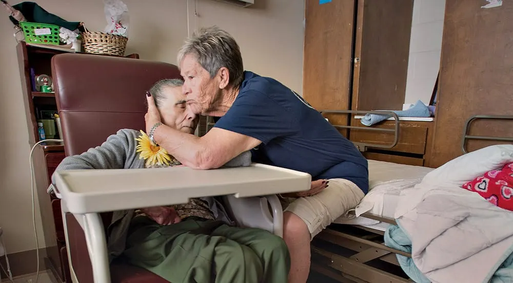 Al final de la vida, el cuidado médico paliativo puede aliviar la angustia