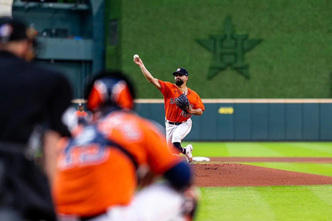 José Urquidy Tommy John