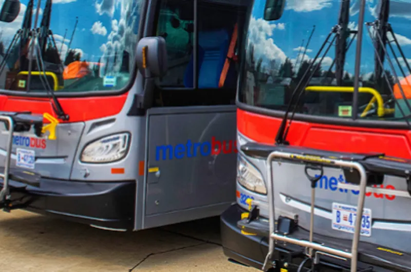 Metrobus presenta rutas más rápidas con la nueva red Better Bus Network
