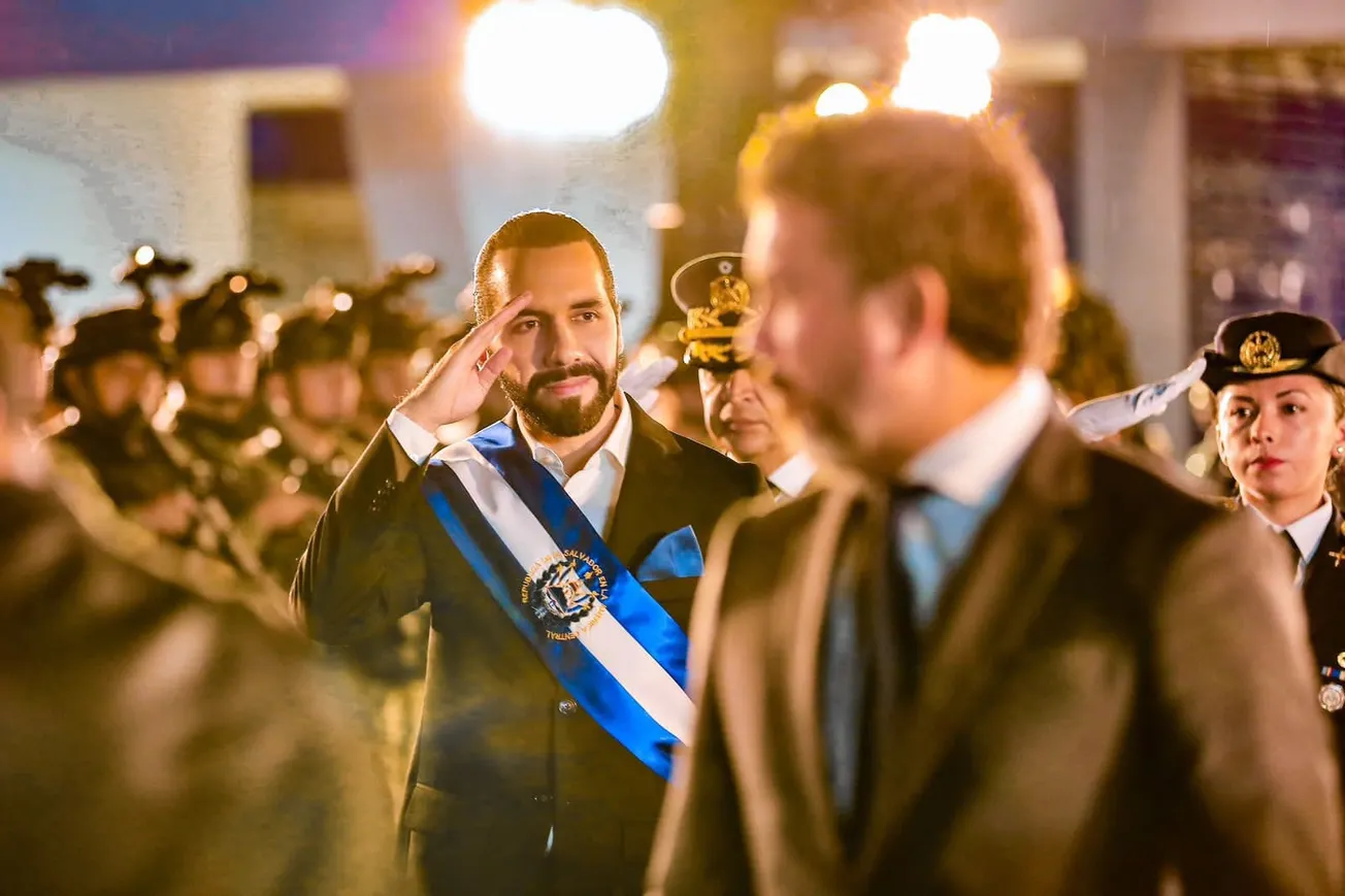 Nayib Bukele anuncia reducción de alcaldes y diputados en El Salvador