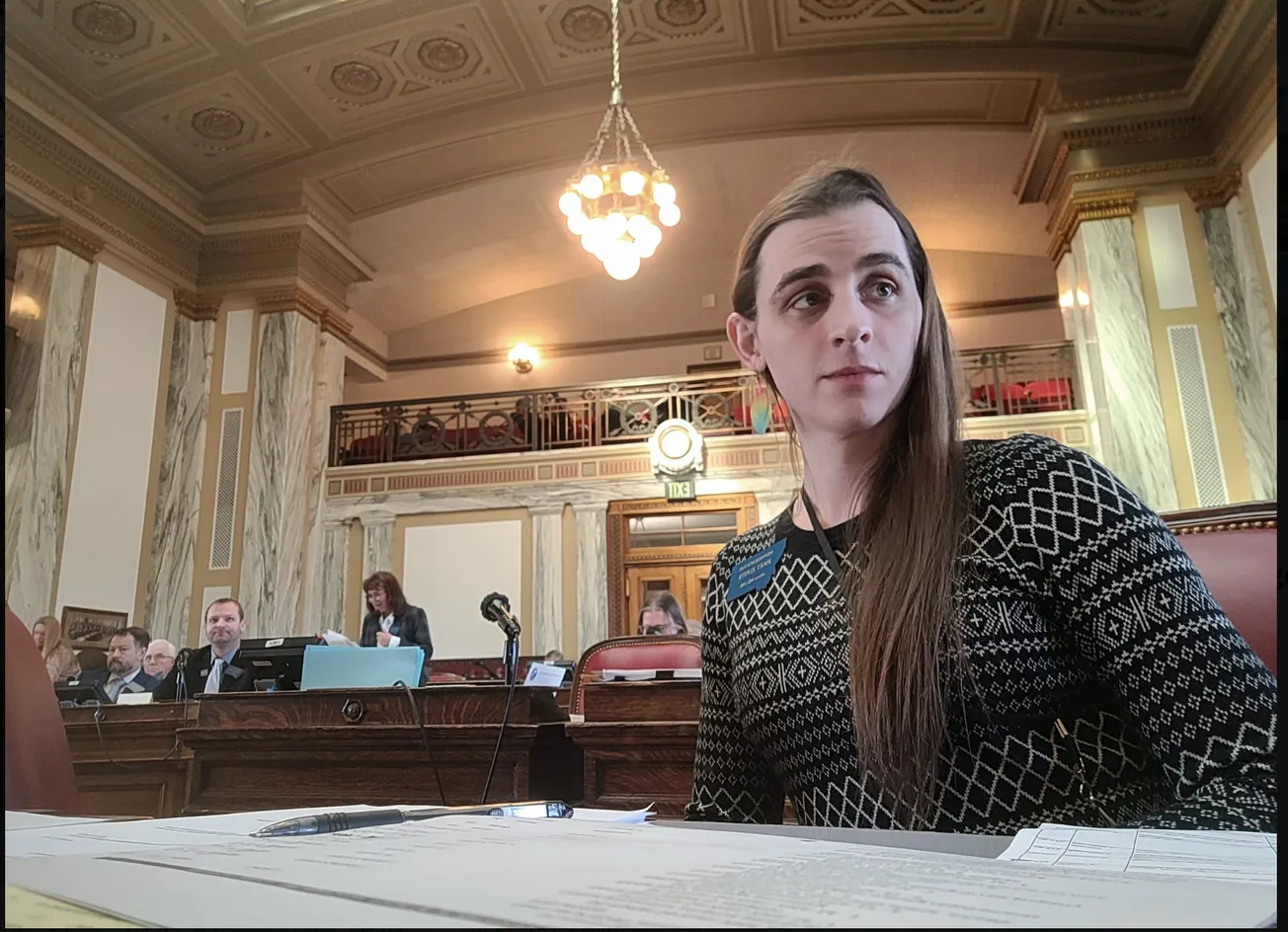 Congresista trans de Montana demandó a la Cámara de Representantes