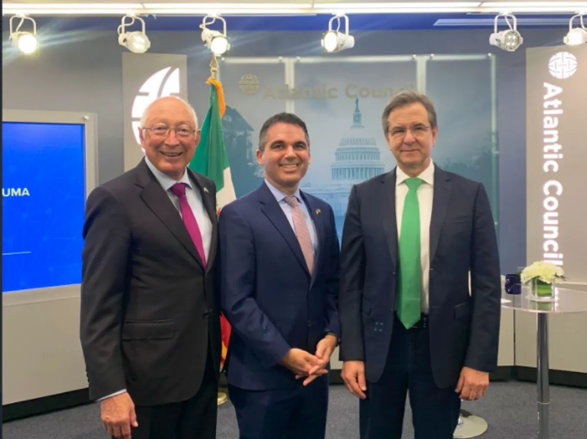 Salazar expuso la incertidumbre de los inversionistas