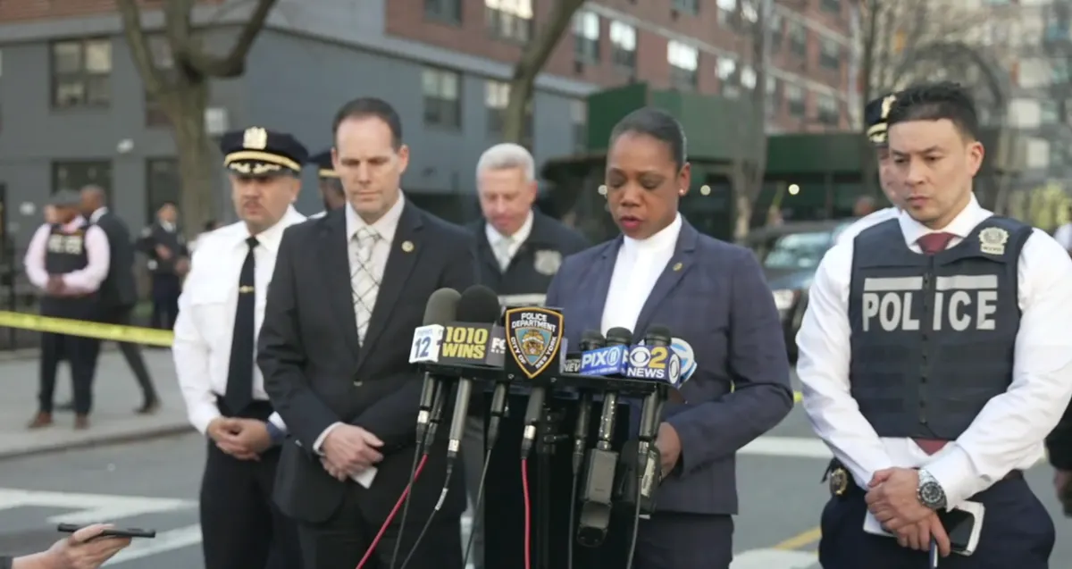 Tiroteo en secundaria de Nueva York deja una alumna muerta y dos heridos