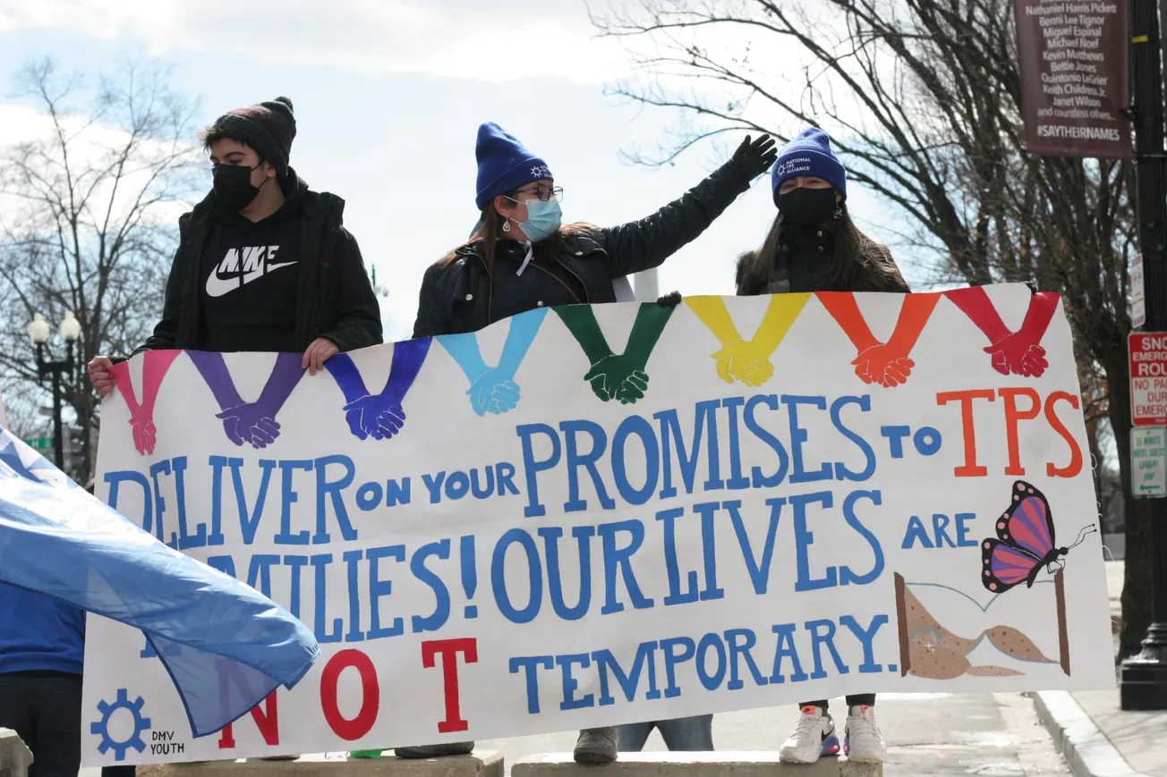 Comunidades inmigrantes preocupadas por posible cancelación definitiva del TPS