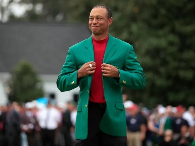 Tiger Woods se reconcilia con su mejor juego