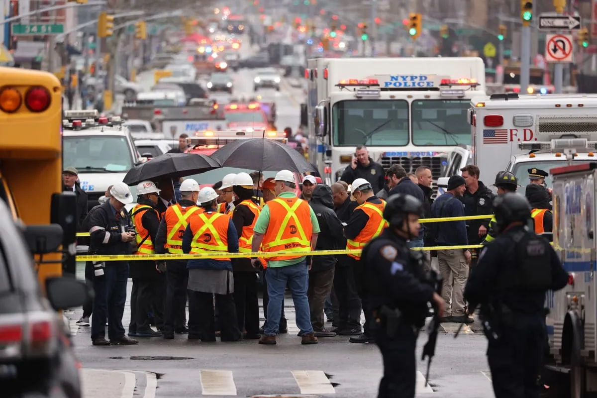 Tiroteo en estación de metro de Brooklyn deja al menos 13 heridos