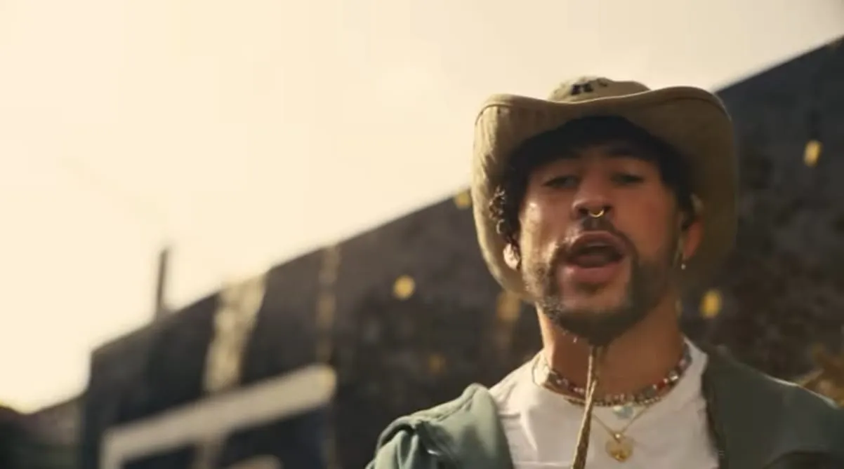 Nuevo video de Bad Bunny viene con un documental sobre Puerto Rico
