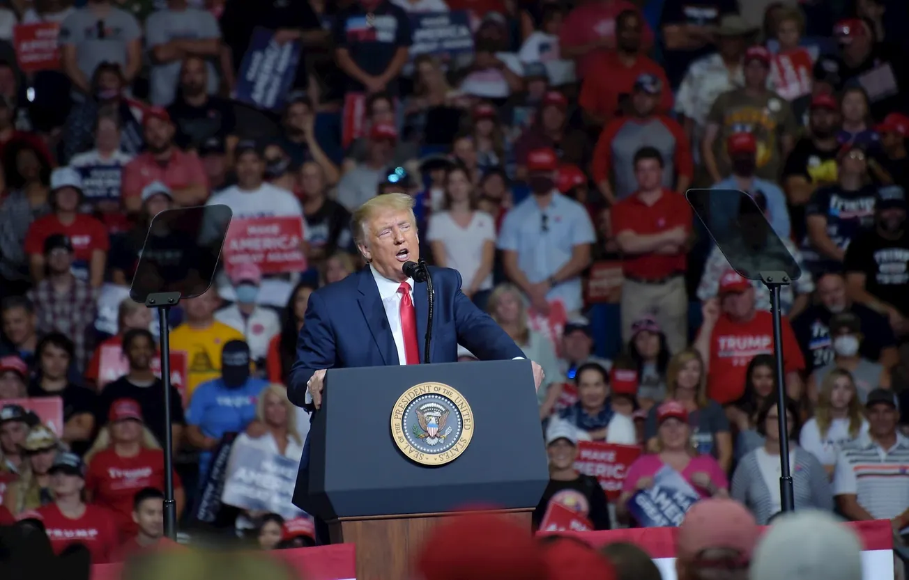 Trump: Solo me reuniría con Maduro para abordar una salida pacífica